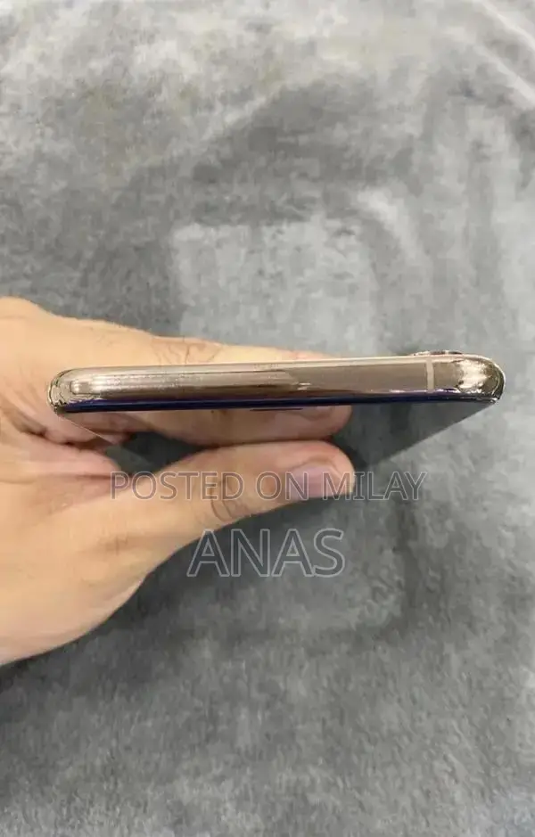Apple iPhone XS Max 64GB PTA Approved Smartphone
