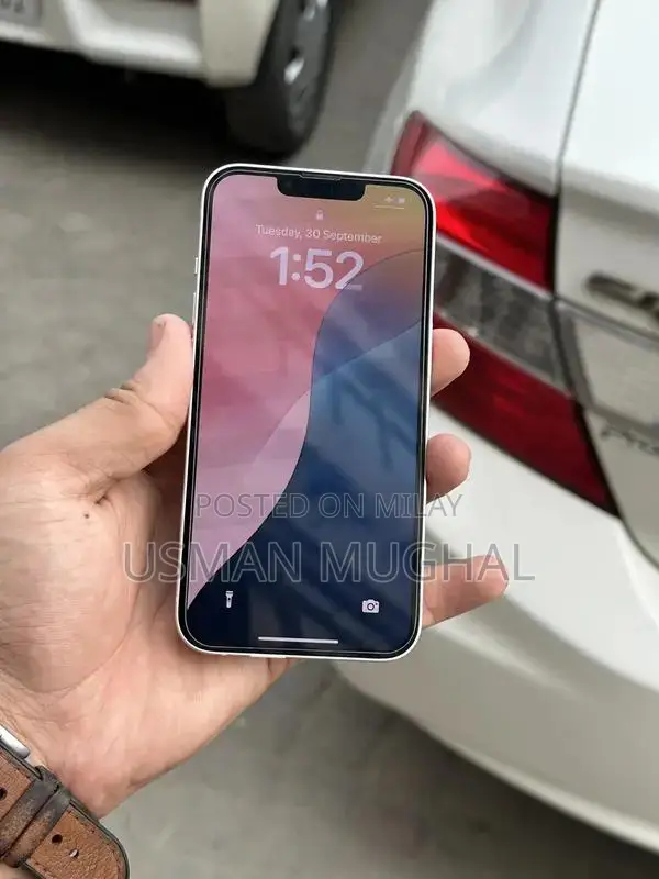 iPhone 13 128GB Light Pink PTA Approved Smartphone