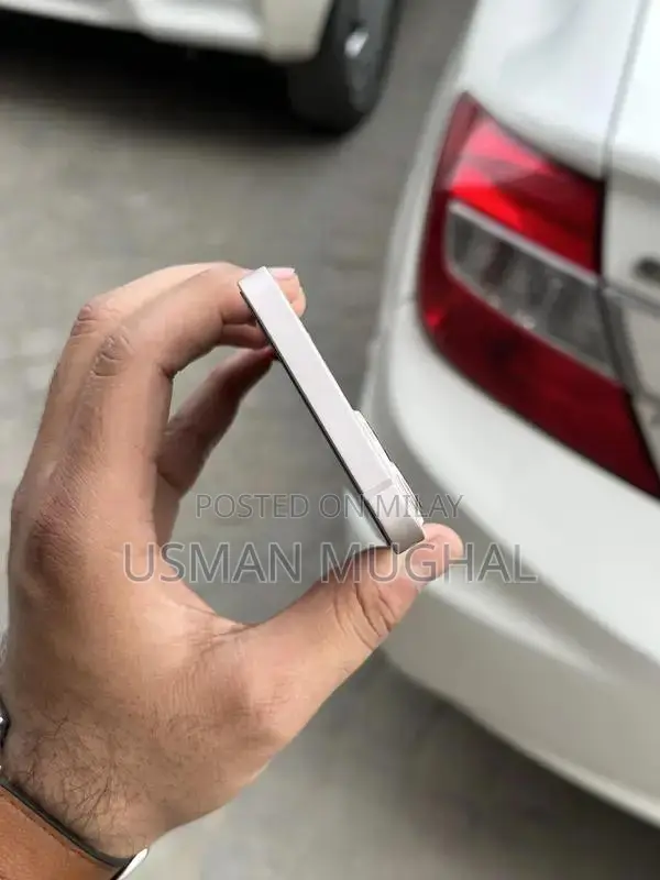 iPhone 13 128GB Light Pink PTA Approved Smartphone