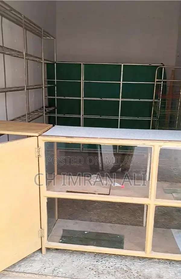 Iron Counter with Two Racks and Display Stand