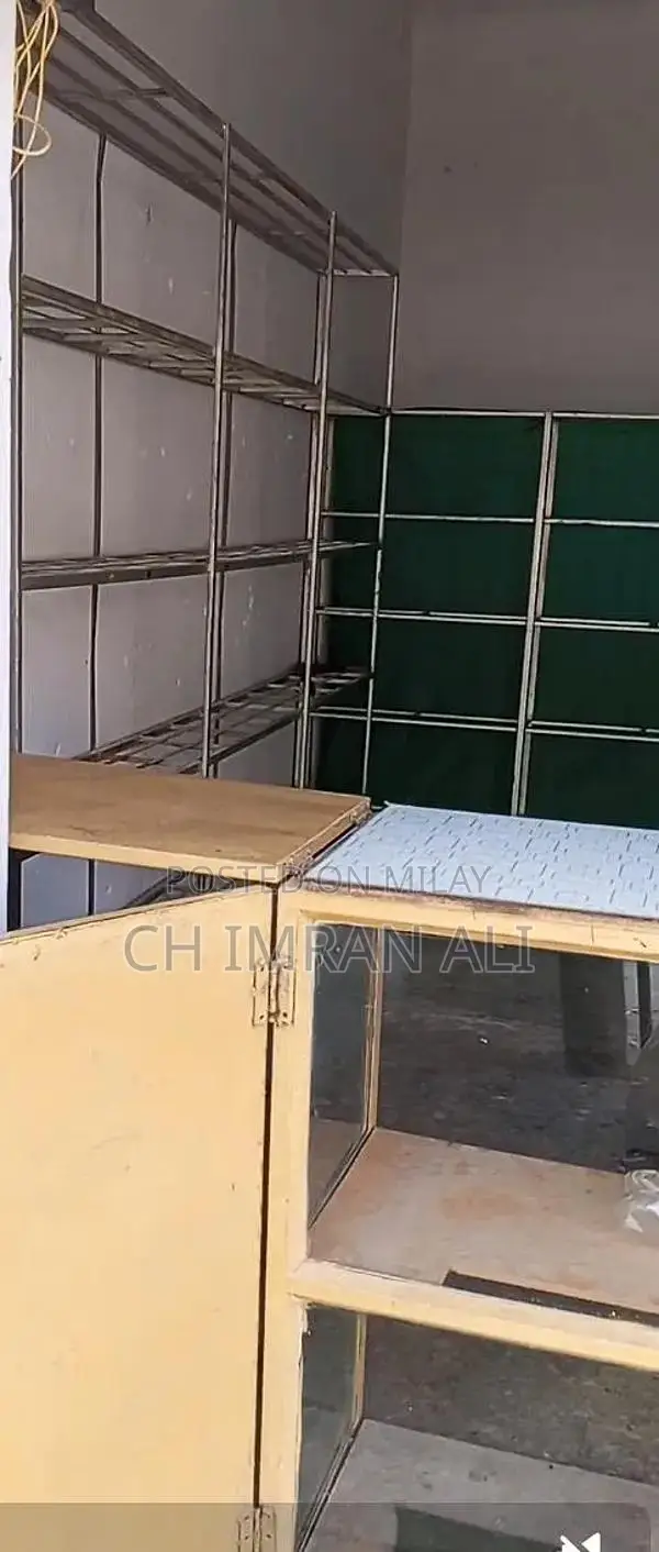 Iron Counter with Two Racks and Display Stand