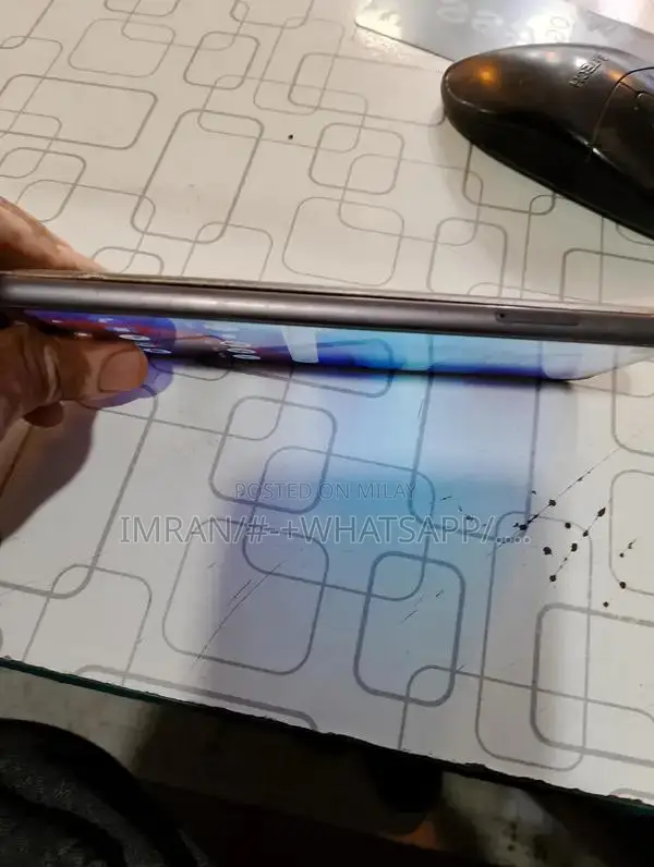 Motorola Budget Smartphone with Long Battery Life