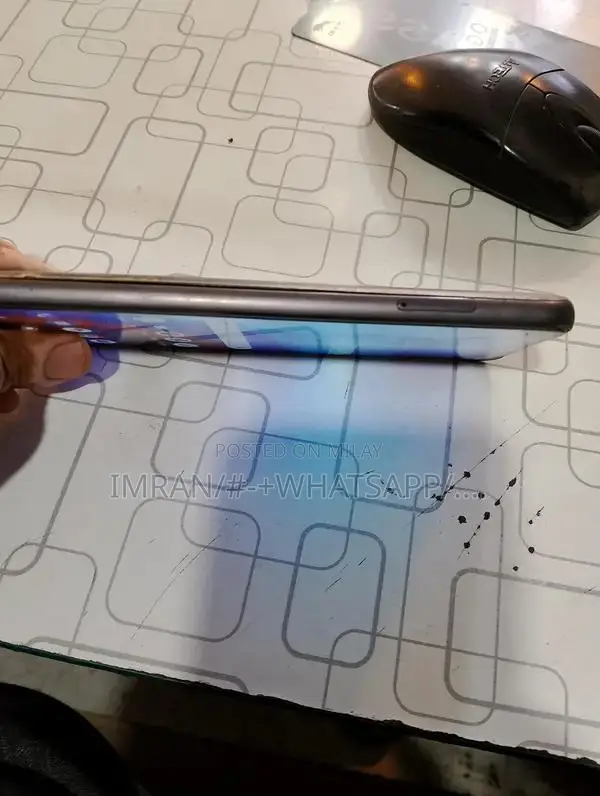 Motorola Budget Smartphone with Long Battery Life