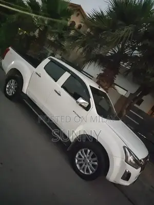 2022 Isuzu D-max V-cross 4x4 Pickup Truck