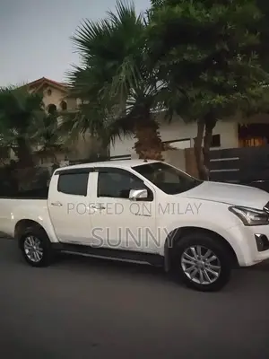 2022 Isuzu D-max V-cross 4x4 Pickup Truck