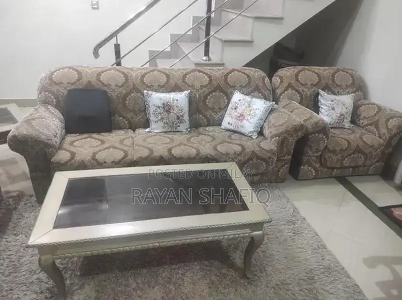 Quality Furniture Collection: Sofas and Living Room Tables