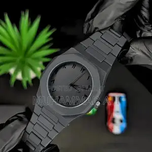 Black Arabic Aura Fragrance - Luxurious Dubai-Inspired Perfume