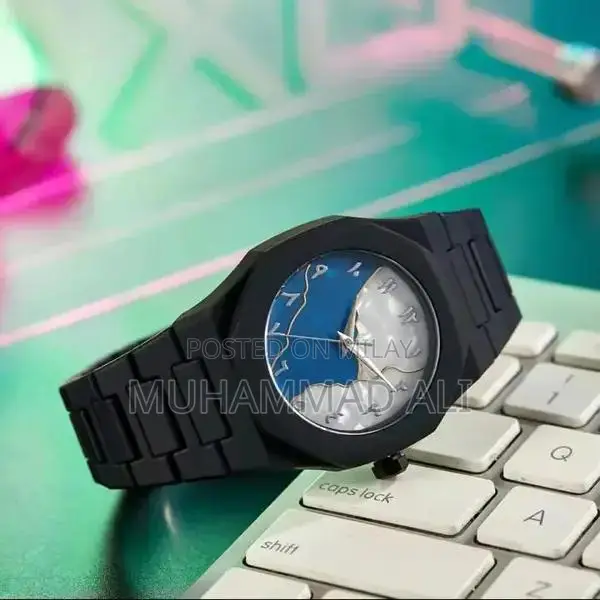 Black Arabic Aura Fragrance - Luxurious Dubai-Inspired Perfume