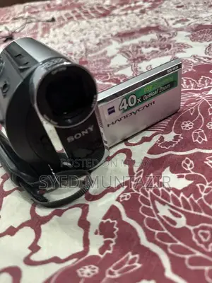 Sony Handycam Digital Camcorder - Like New Condition