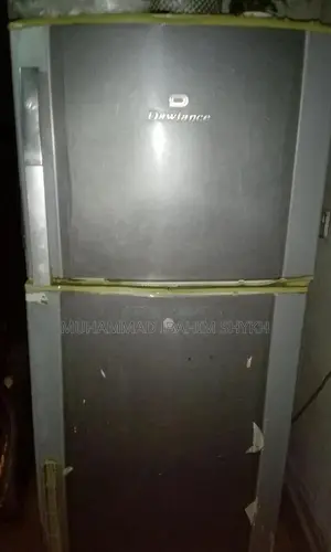 Dawlance Compact Refrigerator - Efficient Family Kitchen Appliance