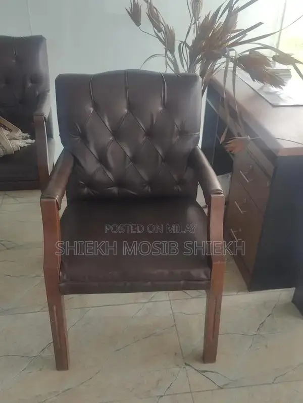 Professional Office Chairs - Set of 4 Ergonomic Seating