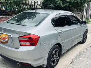 Honda City 2018 Automatic Sedan with Alloy Wheels