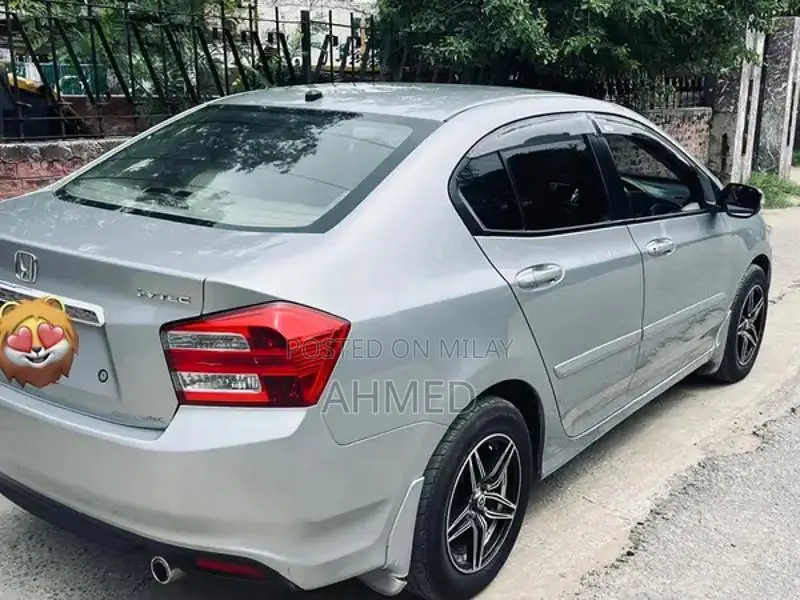 Honda City 2018 Automatic Sedan with Alloy Wheels
