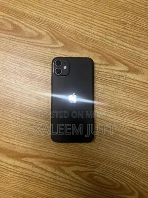 Apple iPhone 11 Smartphone - Excellent Condition