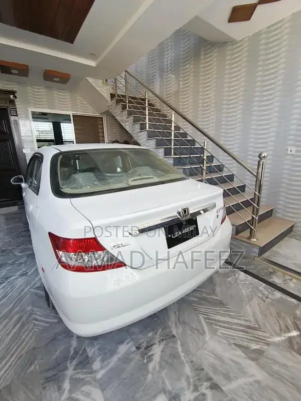 Brand New Sedan with Excellent Mechanical Condition