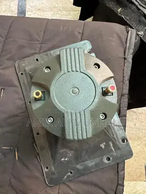 JBL High-Power Speaker System with Dual Wattage Output