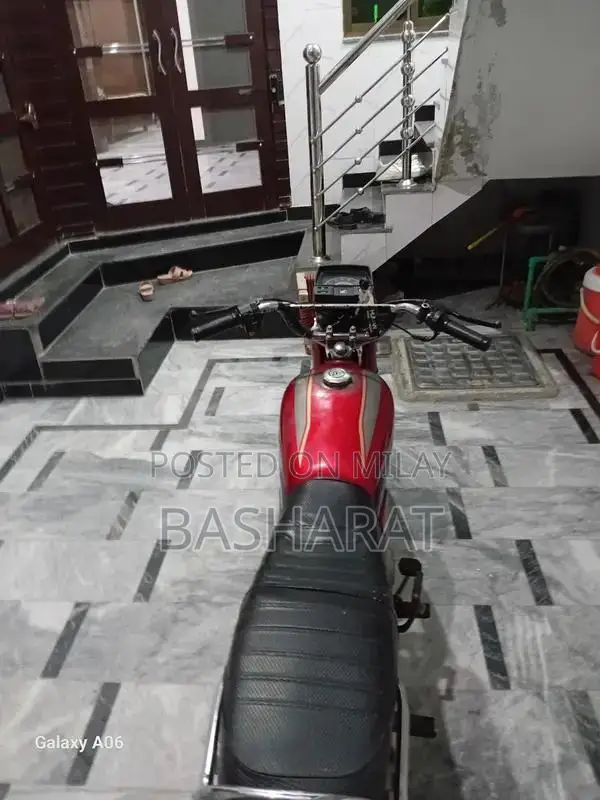 High Speed Performance Vehicle in Excellent Condition