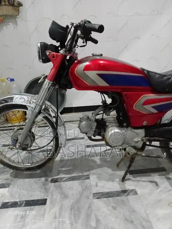 High Speed Performance Vehicle in Excellent Condition