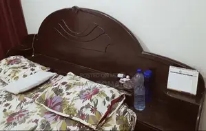 Photo - Complete Bedroom Set: Double Bed, Mattress, Dressing Table