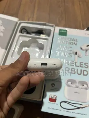 Photo - Pro Gaming Wireless Earphones with Active Noise Cancellation