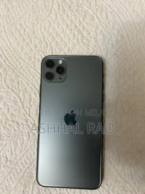 Photo - Apple iPhone 11 Pro Max 64 GB Green