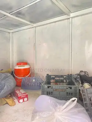 Portable Juice Stall with Equipment and Seating