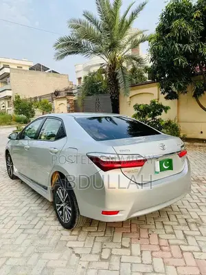 Toyota Corolla Altis Sedan - Reliable Compact Car