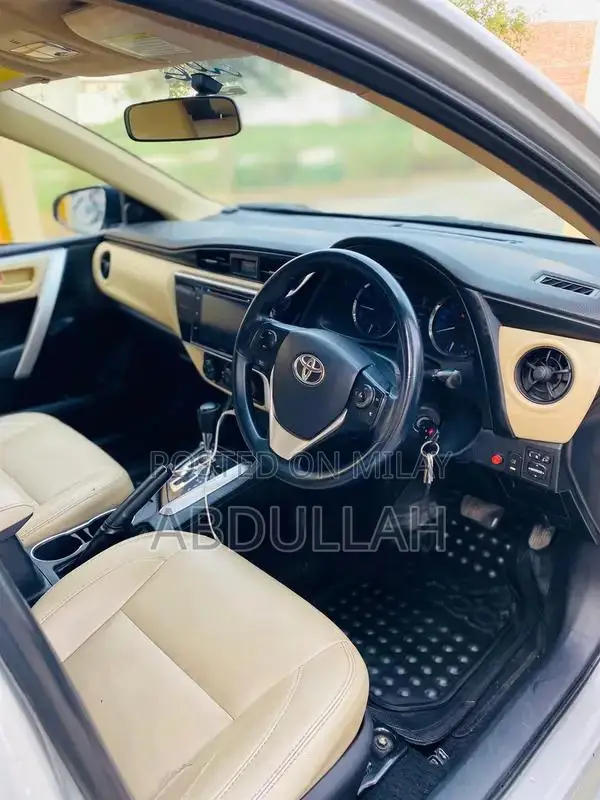 Toyota Corolla Altis Sedan - Reliable Compact Car