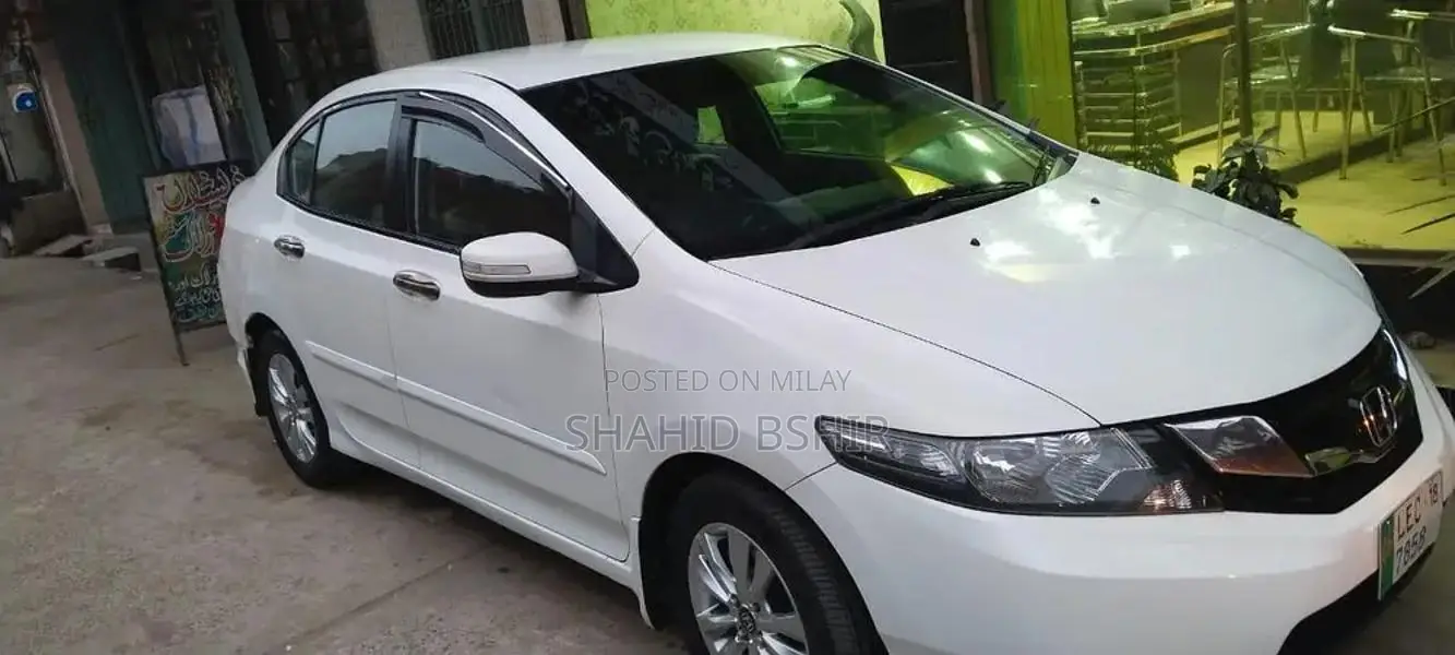 Honda City Auto Sedan 2018 - Home Used Sedan
