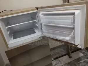 Compact Refrigerator - Gently Used Mini Fridge