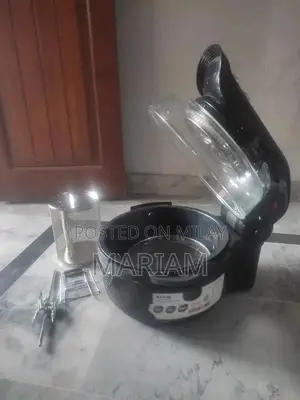 Photo - Lightly Used Air Fryer - Compact and Efficient Kitchen Appliance