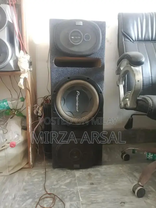 Pioneer 306C Woofer and Kenwood 718 Speaker Audio System Components