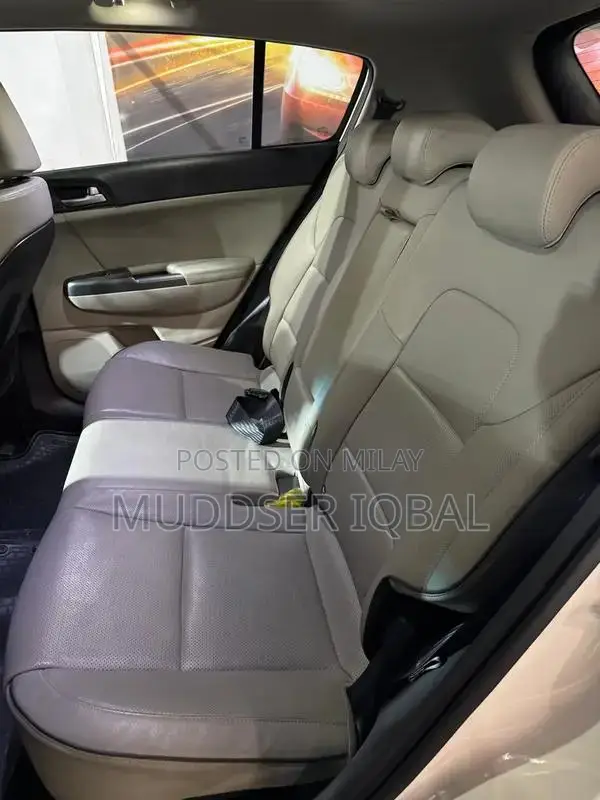 2022 Kia Sportage AWD SUV - Low Mileage, Excellent Condition