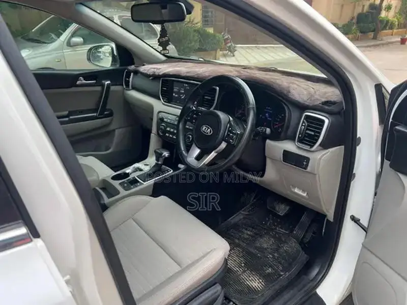 2021 Kia Sportage FWD - Low Mileage Compact SUV