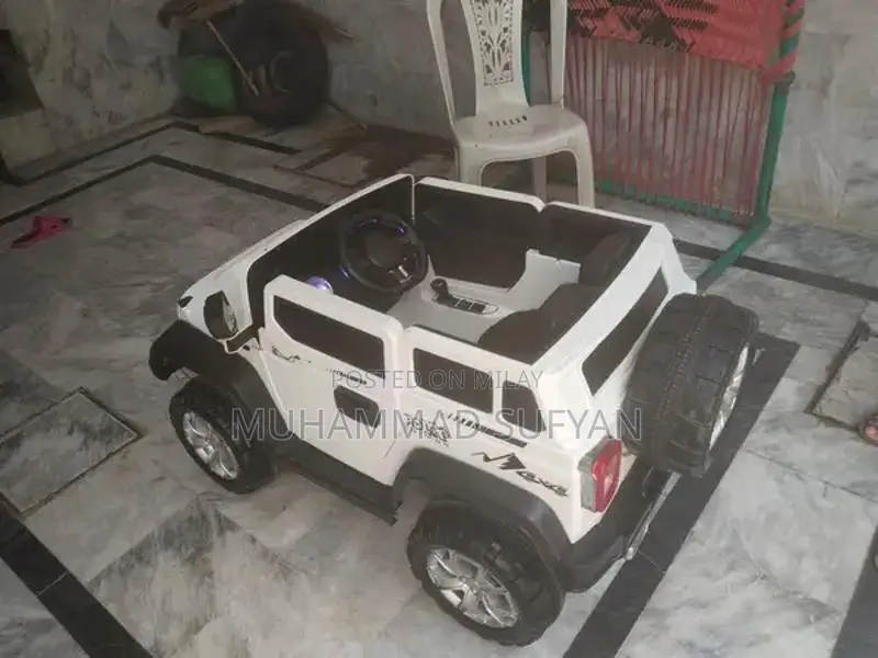 Ride-On Kids Electric Car Toy