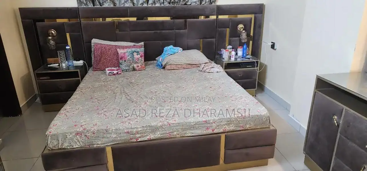 King Bed Set with Wardrobe and Dresser