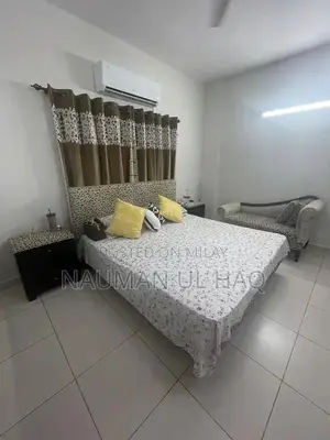 Photo - Complete King Bedroom Set with Furniture Collection