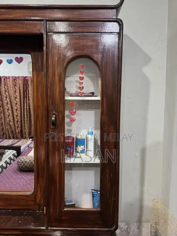 Solid Wood King Size Bedroom Set with Bed and Dressing Table