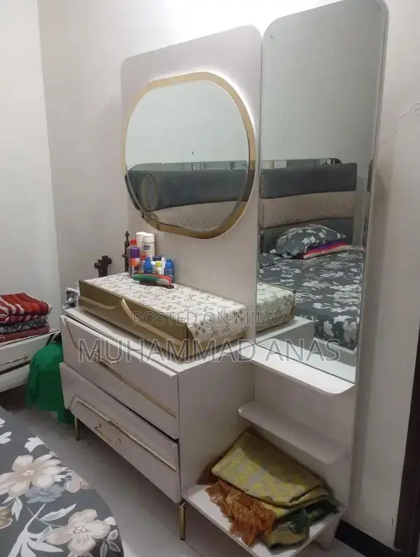 Complete King Size Bedroom Furniture Set with Storage