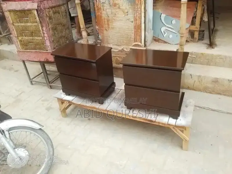 King Size Kikar Wood Double Bed with Glass Polish