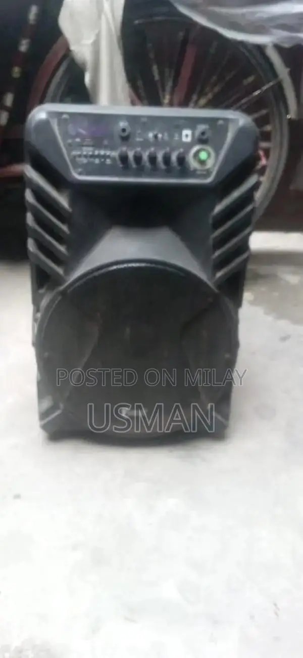 12 Volt Battery Charger with Reliable Performance