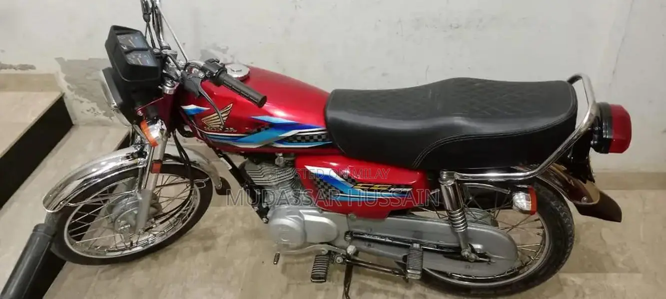 Urgent Sale Vehicle or Machinery Part