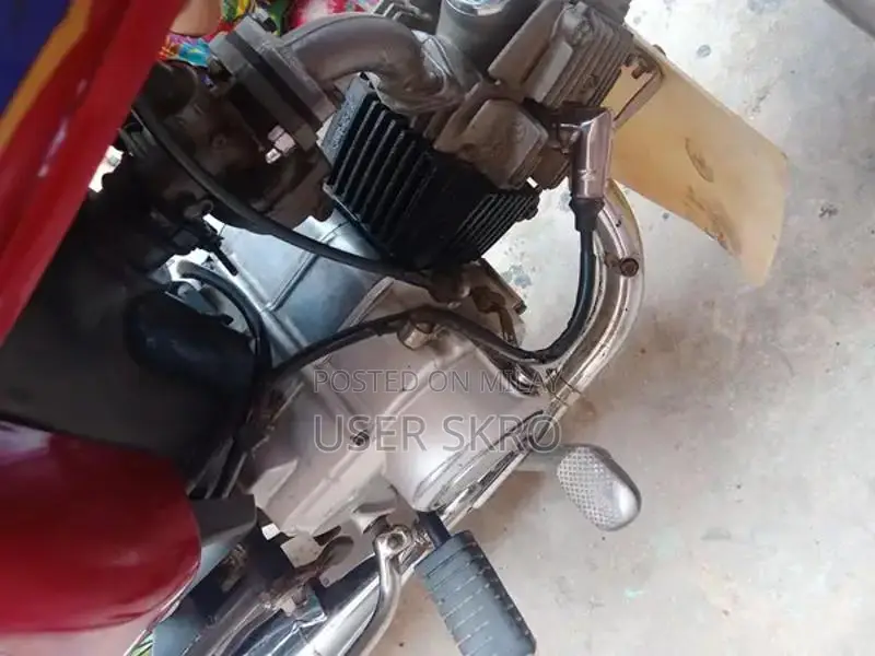 Compact One-Hand Usable Portable Device