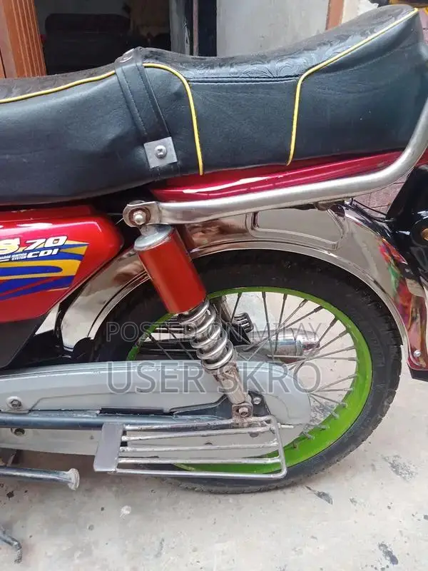 Compact One-Hand Usable Portable Device