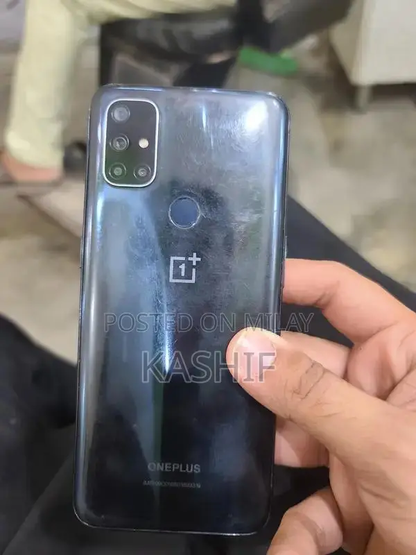 Budget-Friendly Single SIM Smartphone with Ample Storage