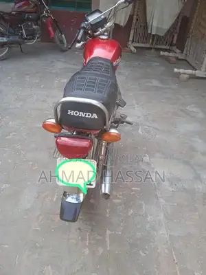 Honda CD70 Motorcycle - 2009 Model Excellent Condition