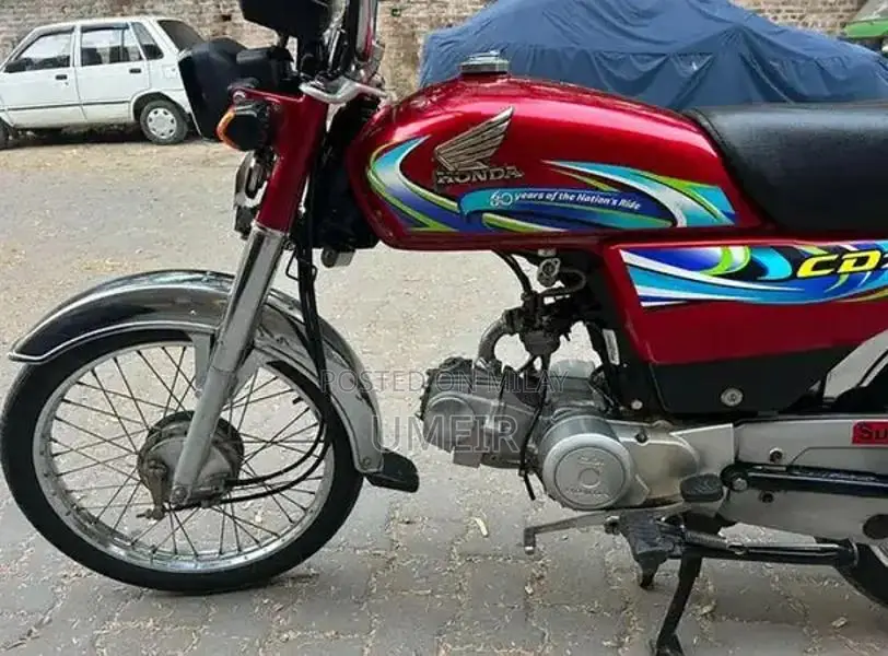 Honda CD 70 Motorcycle - 2024 Model Low Mileage Bike