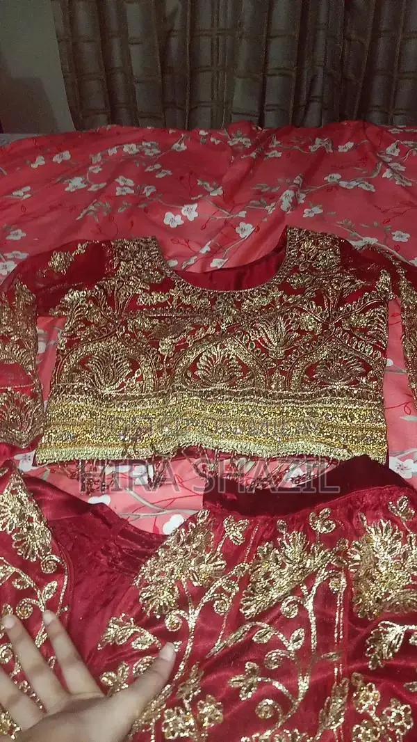 Women's Maroon Lahanga Kurti Set with Dupatta and Gotta Karhai