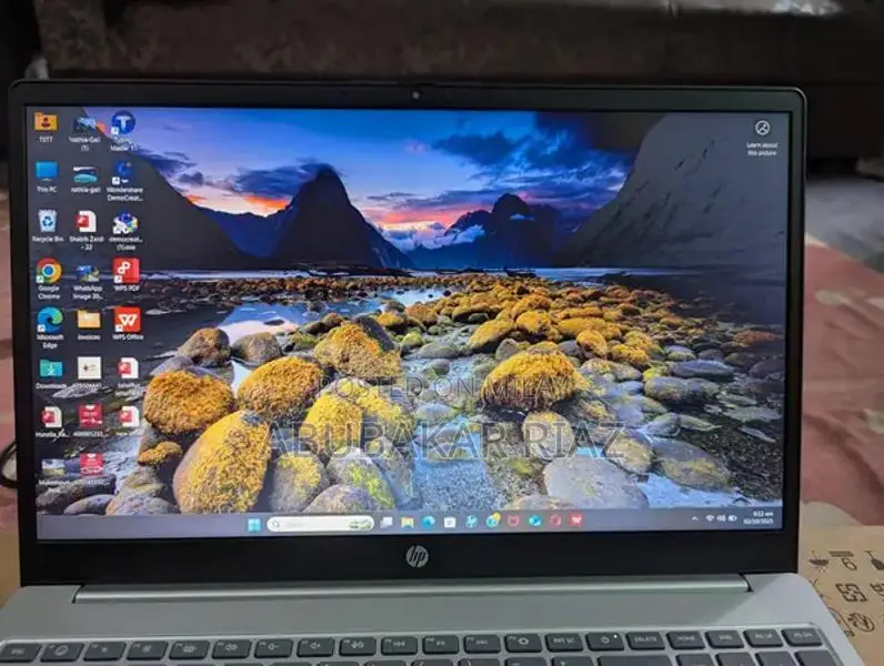 HP AMD Ryzen 5 Laptop with 512GB SSD and Windows 11