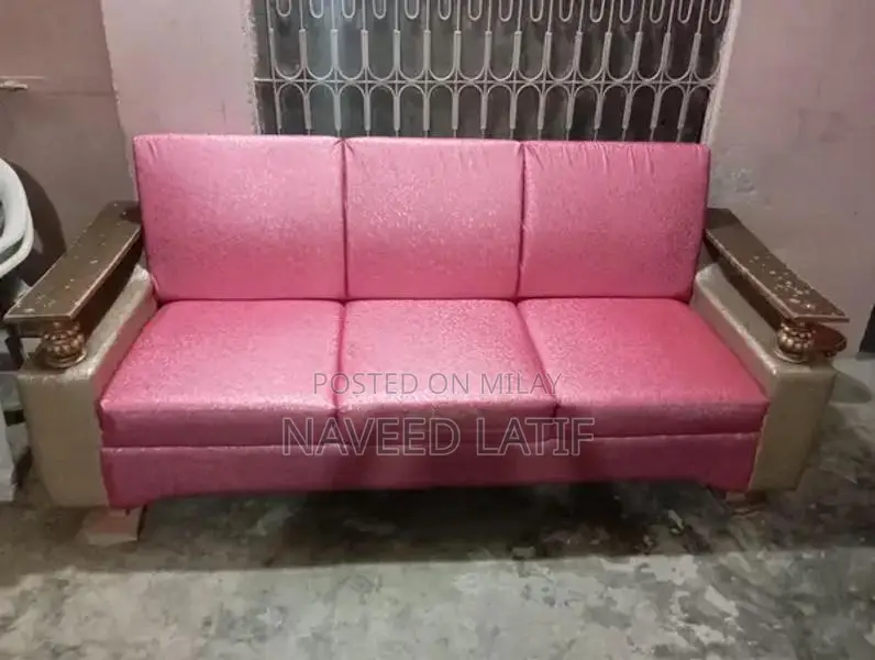 Wooden Sofa Set - Comfortable and Modern Living Room Furniture